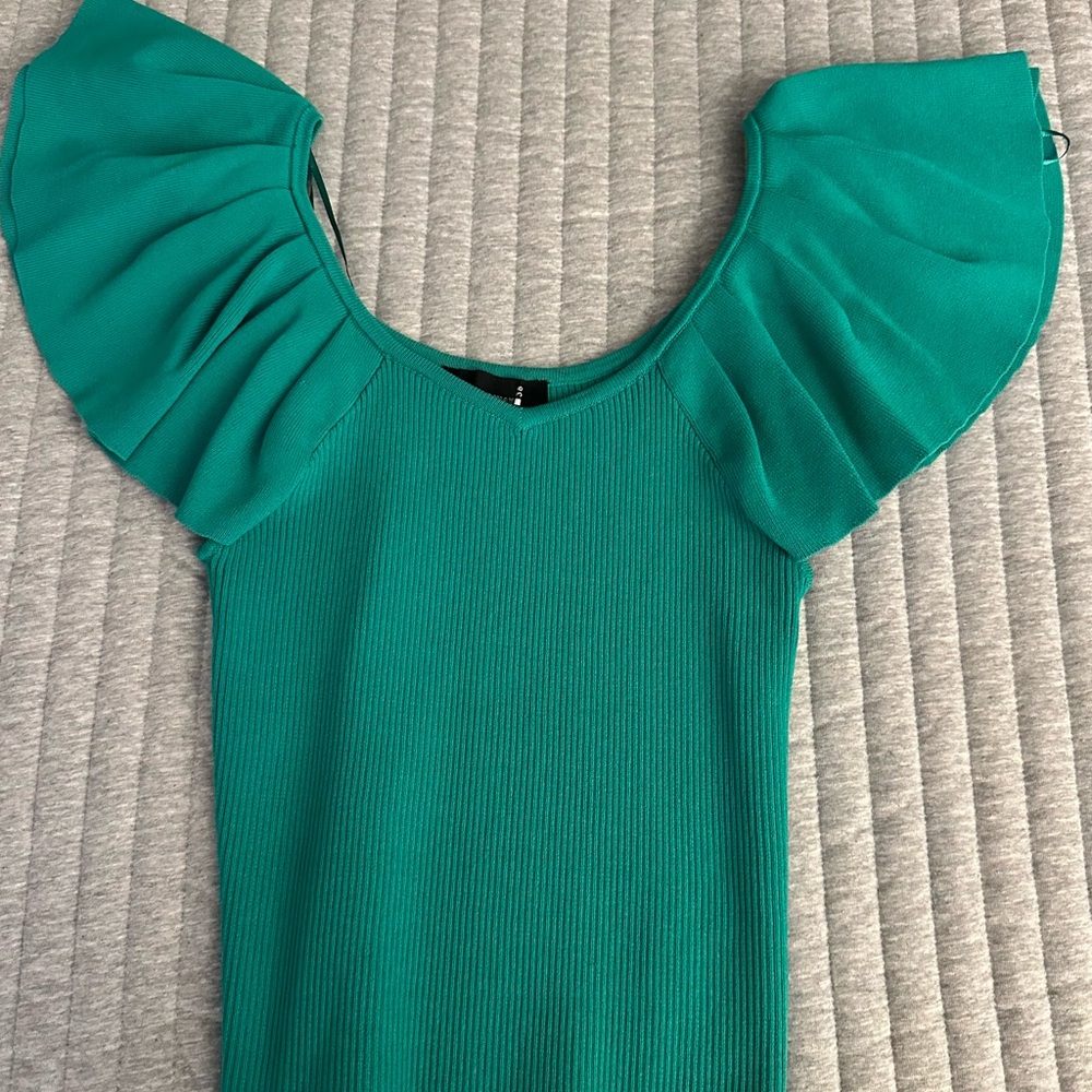 Broadway Green Ruffled Sleeve Top